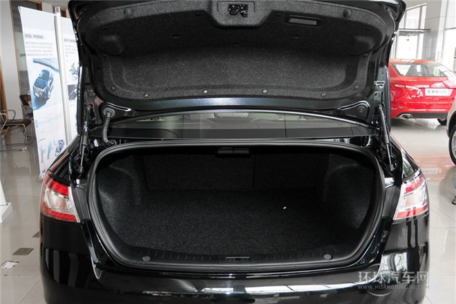 2014款 1.8T 自動(dòng)尊貴型