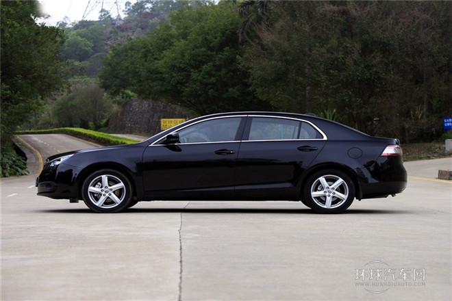 2014款 1.8T 自動旗艦型