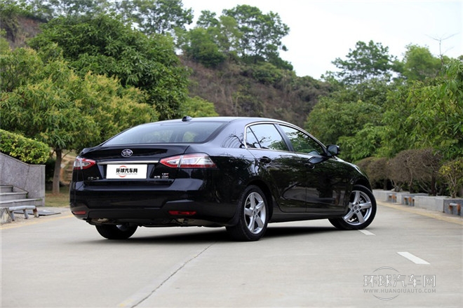 2014款 1.8T 自動(dòng)旗艦型