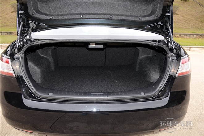 2014款 1.8T 自動(dòng)旗艦型