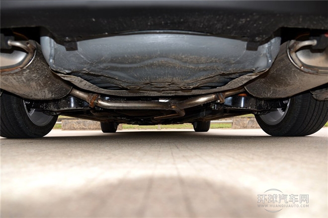 2014款 1.8T 自動旗艦型