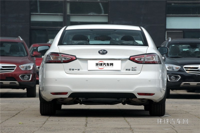 2014款 2.0T 自動豪華型