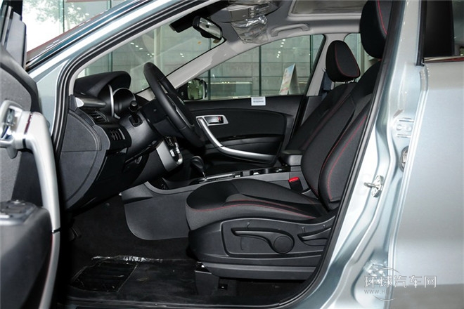 2013款 2.0L 自動舒適型