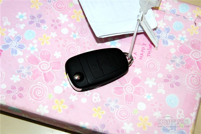 2013款 2.0L 自動舒適型