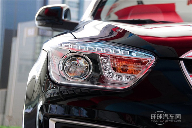 2013款 2.0L 自動豪華型