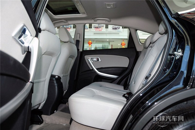 2013款 2.0L 自動豪華型