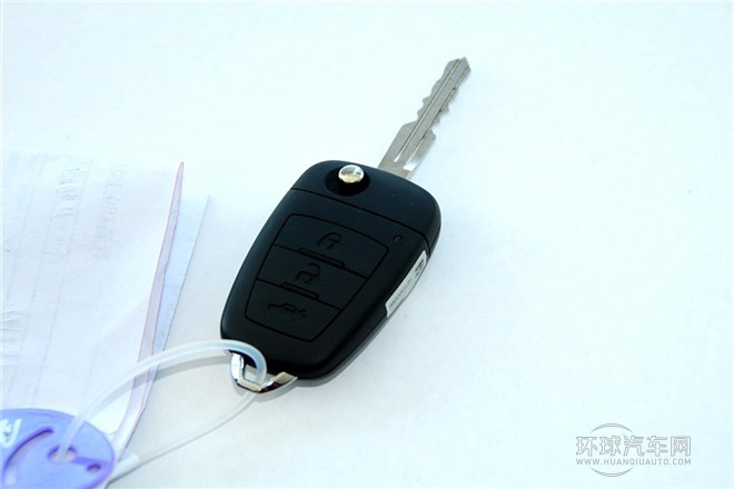 2013款 2.0L 自動(dòng)豪華型