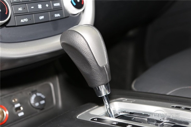 2013款 2.3L 自動時尚型