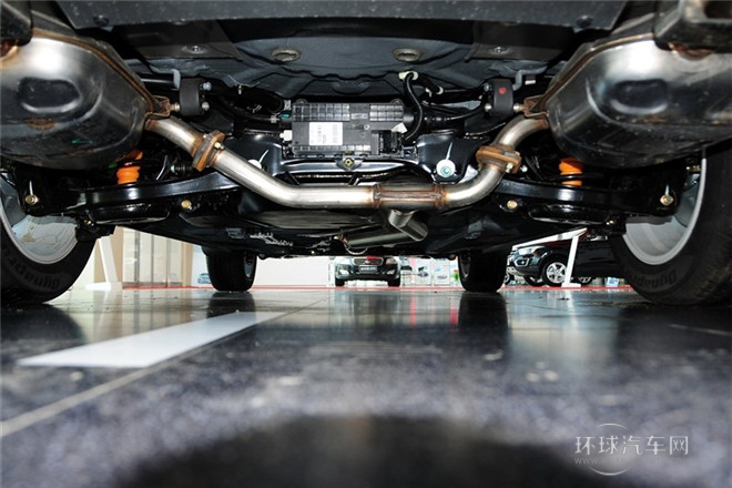 2013款 2.3L 自動(dòng)豪華型