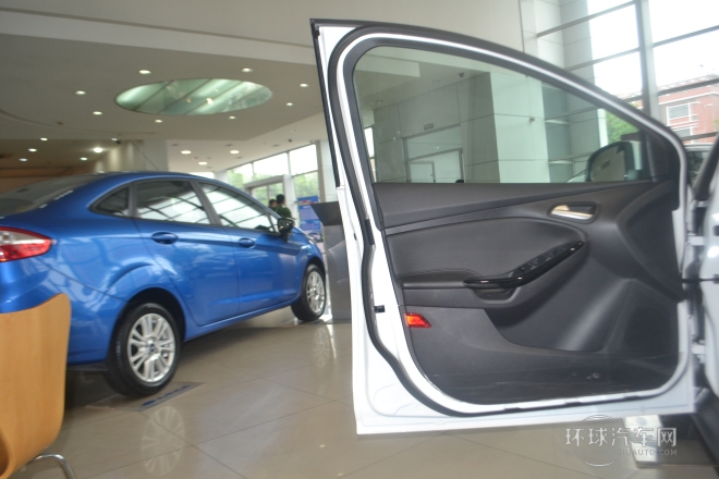 2012款 三廂 1.6L AT風尚型