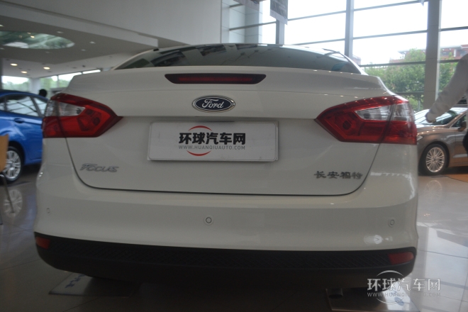 2012款 三廂 1.6L AT風(fēng)尚型