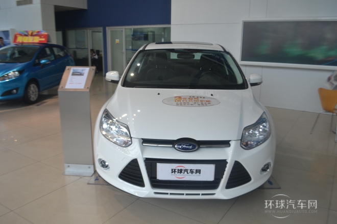 2012款 三廂 1.6L AT風(fēng)尚型