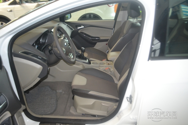 2012款 兩廂 1.6L AT風(fēng)尚型