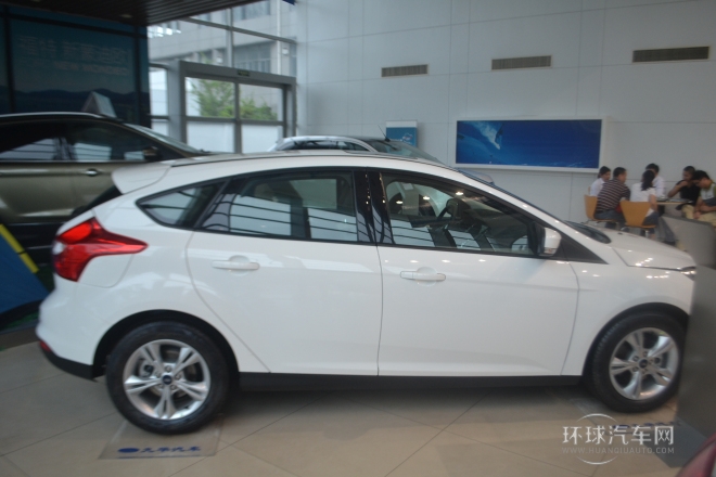 2012款 兩廂 1.6L AT風(fēng)尚型