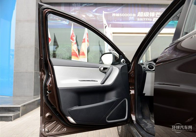 2014款 2.2T 四驅旗艦型