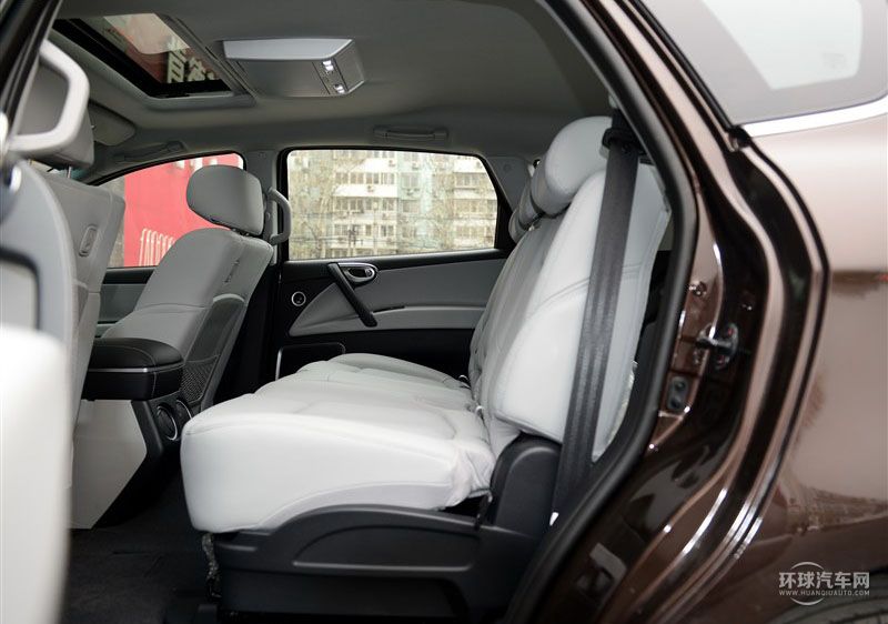 2014款 2.2T 四驅(qū)旗艦型