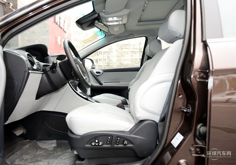 2014款 2.2T 四驅(qū)旗艦型