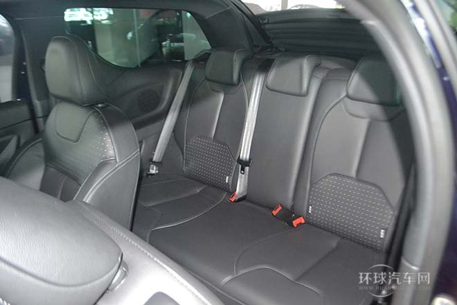 2013款1.6L時尚敞篷版