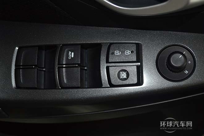 2013款1.6L自動ESP 豪華版