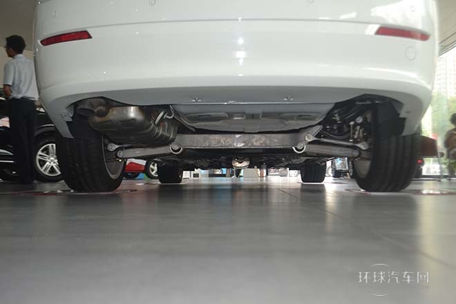 2013款 1.8T 自動豪華版