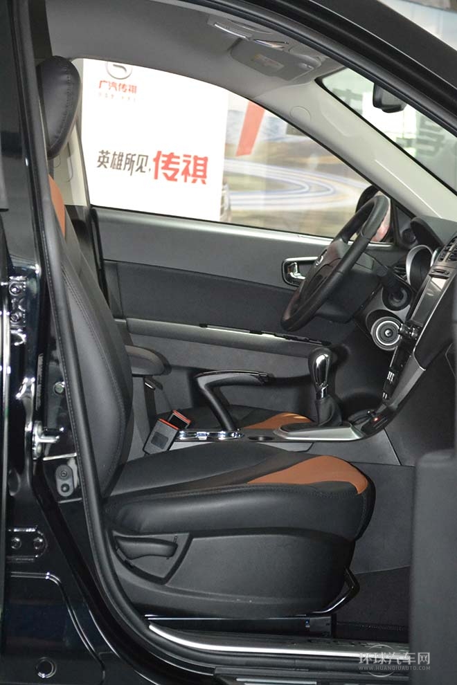 2012款 2.0L 手動兩驅舒適版