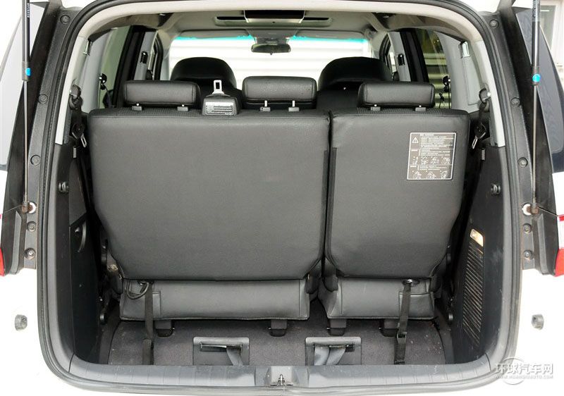 2013款 2.0T 行政型