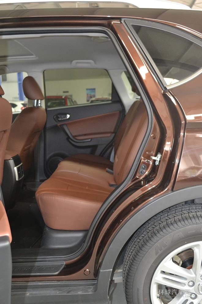 2013款 1.8T 自動(dòng)兩驅(qū)豪華版