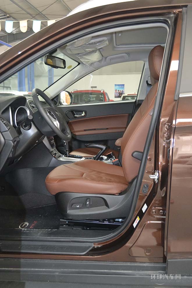 2013款 1.8T 自動兩驅豪華版