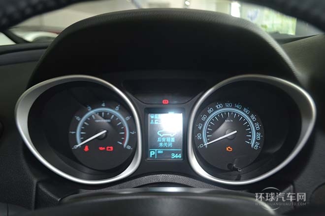 2013款 1.8T 自動兩驅(qū)精英版