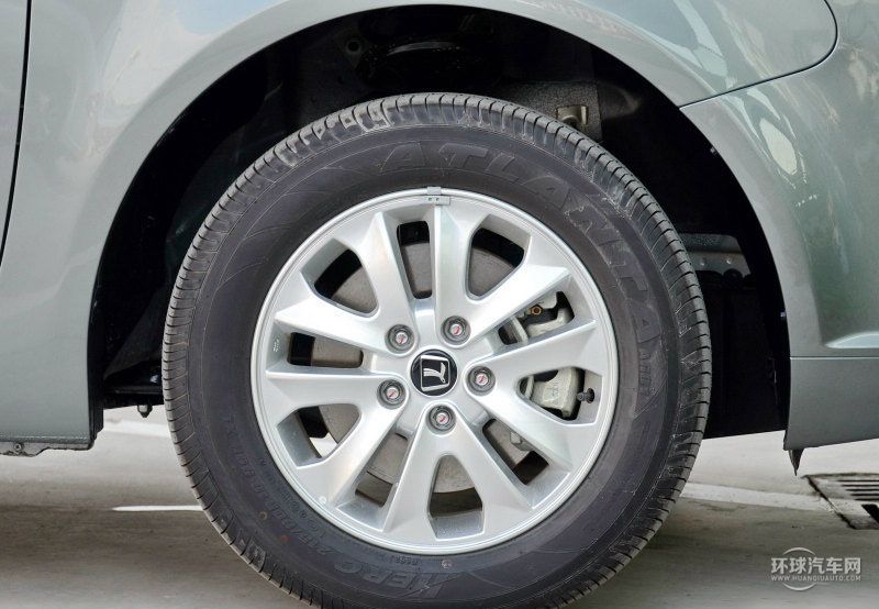 2013款 2.0T 商務型