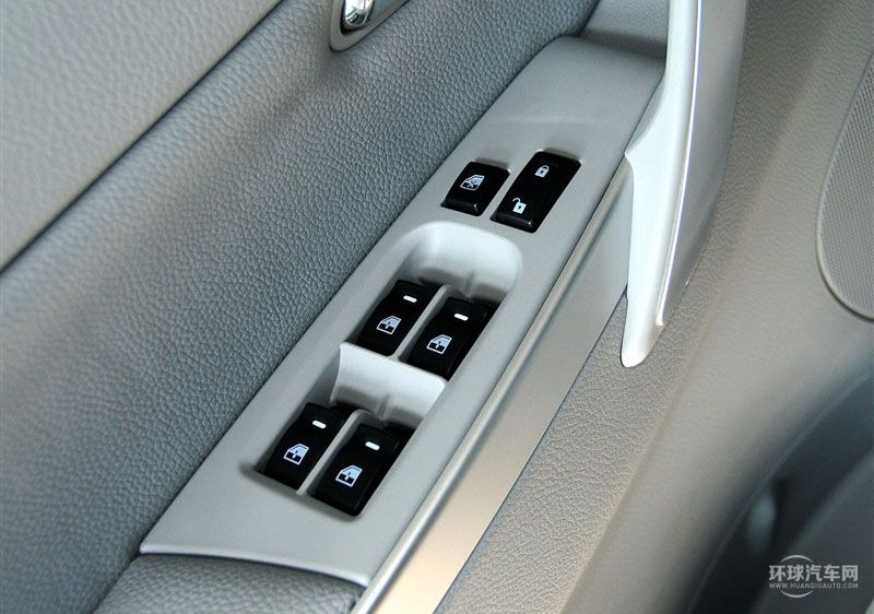 2013款 2.2T 專屬旗艦版