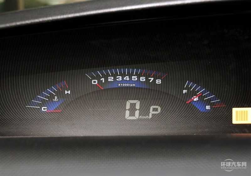 2013款 2.2T 行政版