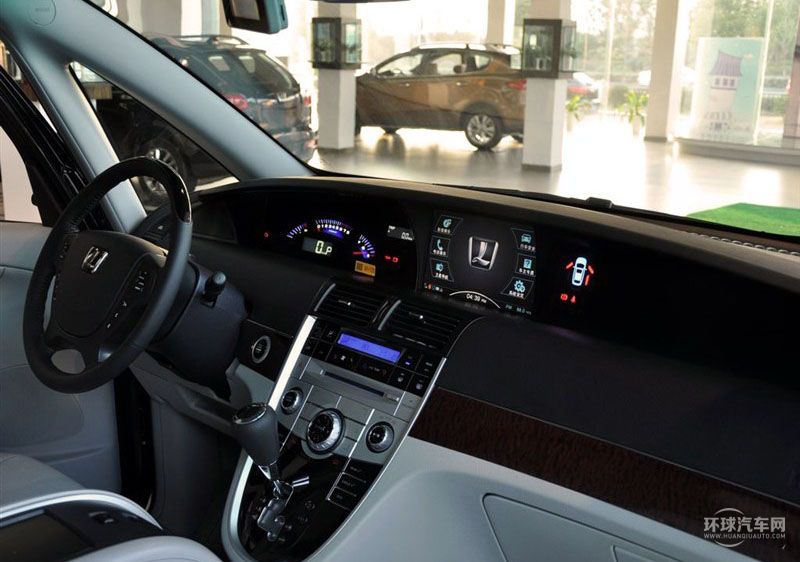 2013款 2.2T 行政版