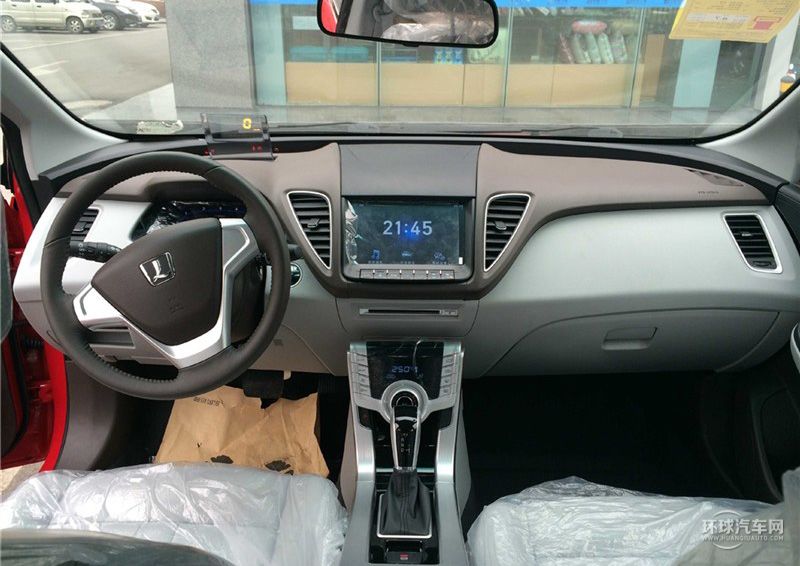 2014款 榮耀導(dǎo)航版 1.8T 自動(dòng)豪華型