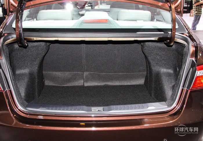 2014款 榮耀導航版 1.8T 手動經(jīng)典型