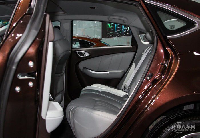 2014款 榮耀導航版 1.8T 手動經典型