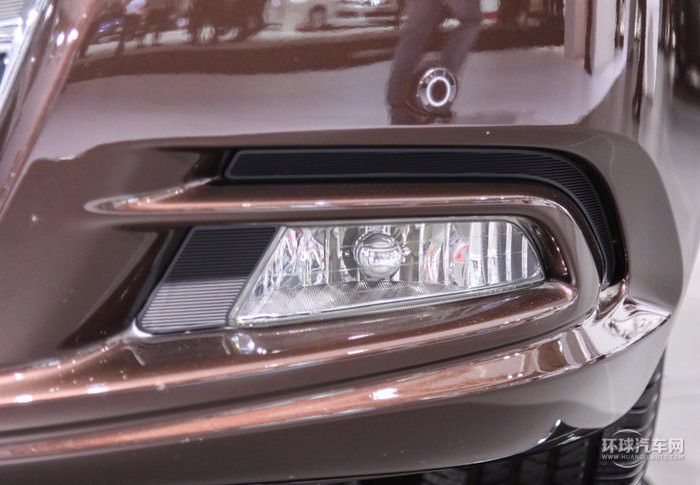 2014款 榮耀導(dǎo)航版 1.8T 手動經(jīng)典型