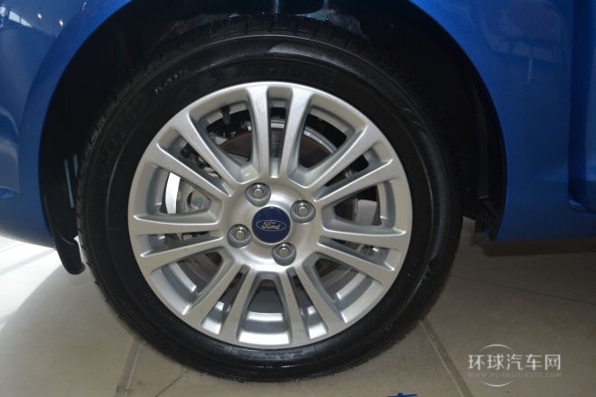 2013款 三廂 1.5L 自動品尚型