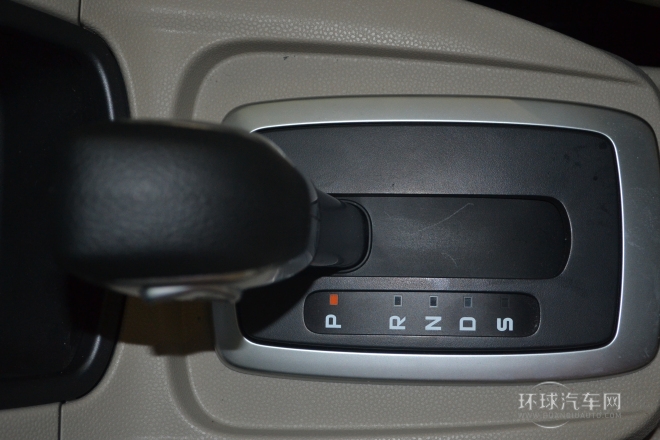 2013款 三廂 1.5L 自動品尚型