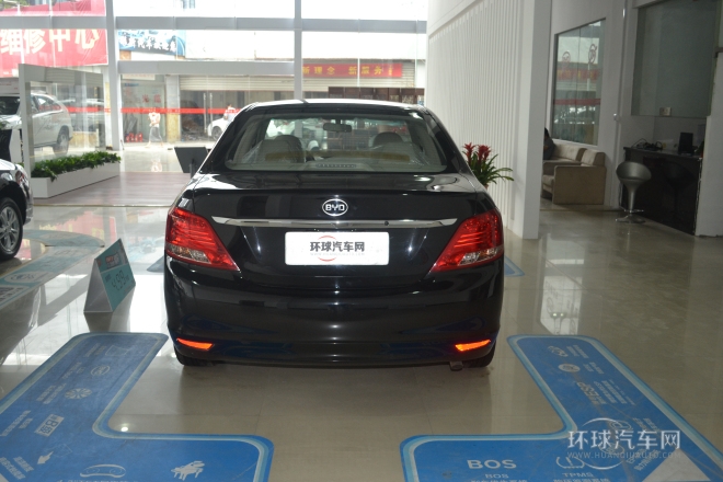 2014款 1.5L 手動舒適型