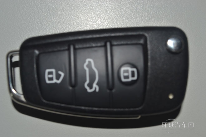 2014款 Limousine 40 TFSI S line舒適型