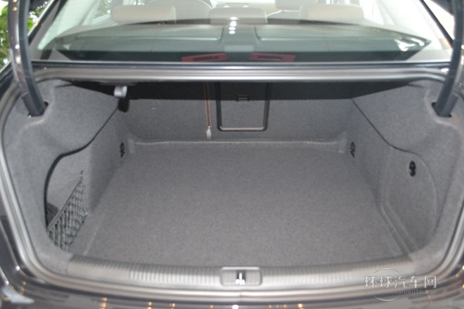 2014款 Limousine 40 TFSI S line舒適型