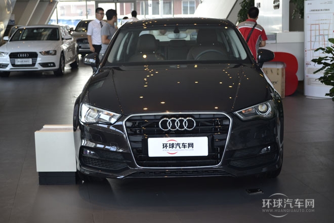 2014款 Limousine 40 TFSI S line舒適型