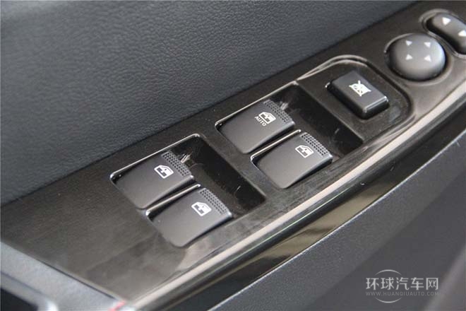 2014款 1.5L 基本型