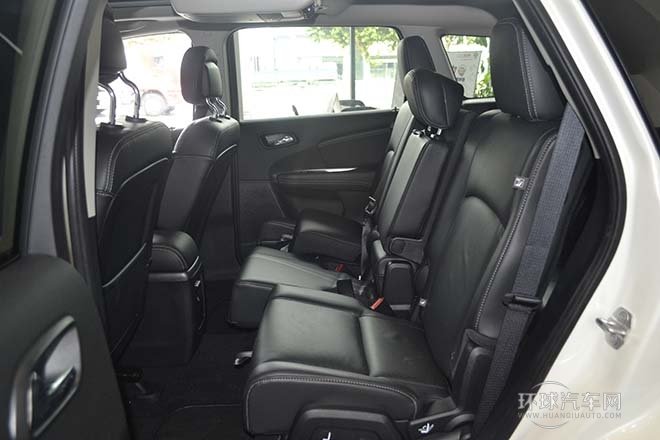 2013款 2.4L 兩驅(qū)尊尚版