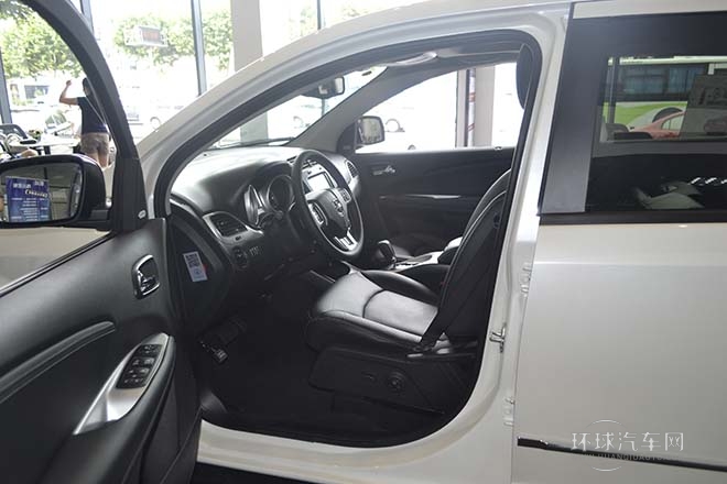 2013款 2.4L 兩驅尊尚版