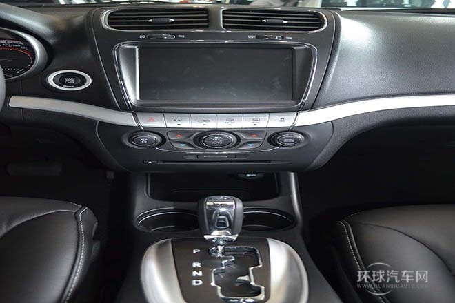 2013款 2.4L 兩驅(qū)尊尚版