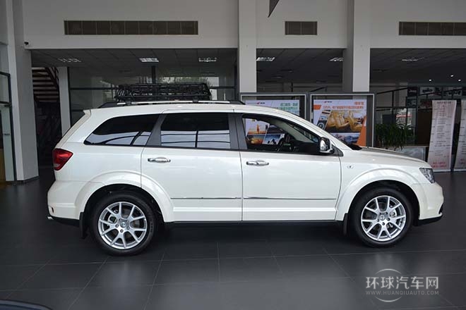 2013款 2.4L 兩驅(qū)尊尚版