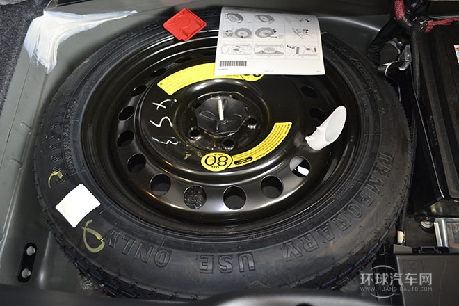 2013款 3.6L 尊適版