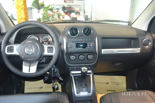 2014款 改款 2.4L 四驅舒適版